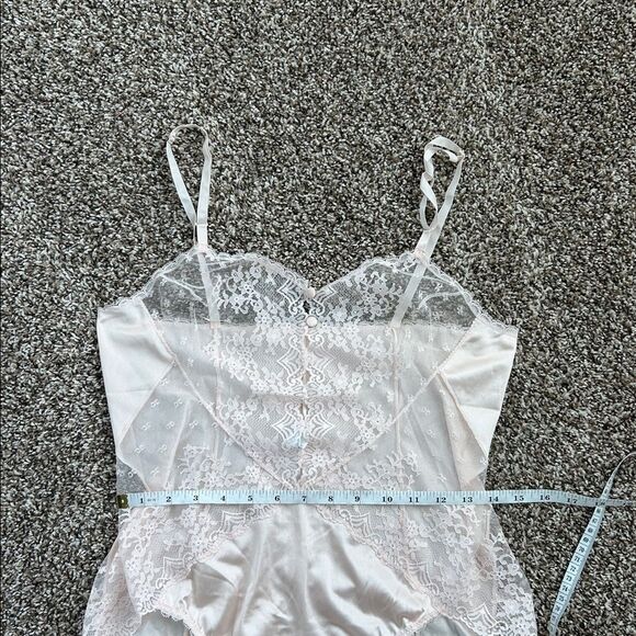 Vintage Vanity Fair Sexy Lace Cream Teddy Romper Bodysuit Nightie Lingerie 36 - Picture 6 of 15